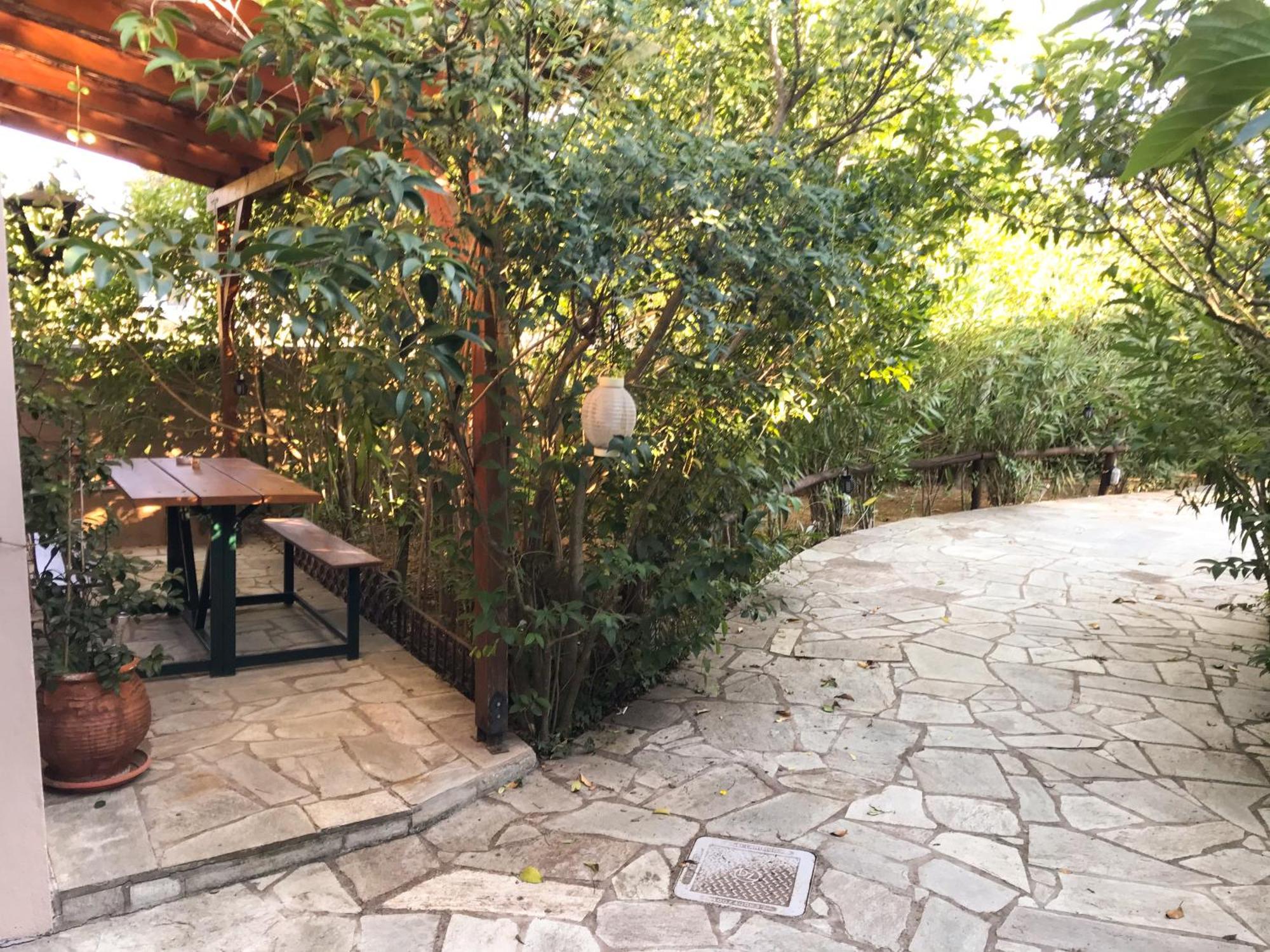 Your Home In أرغالاستي الغرفة الصورة